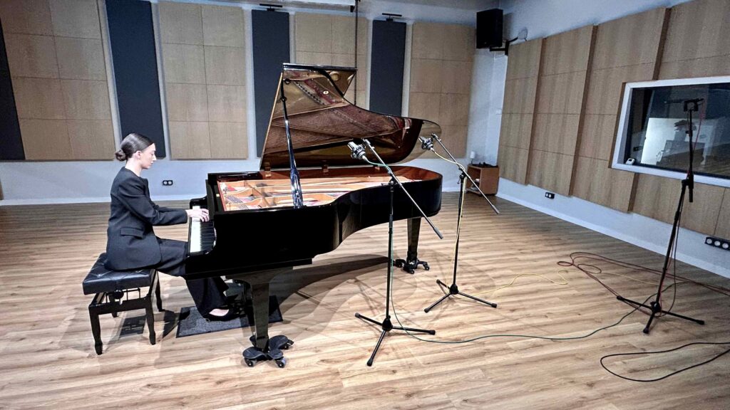 Pianista Tsisana Kikabidze en Ragtime Studio Madrid
